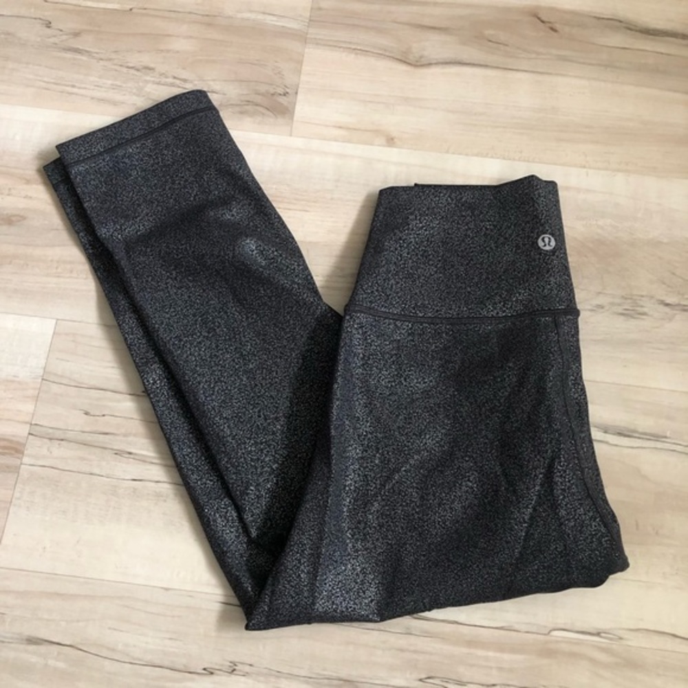 Lululemon foil leggings 25”